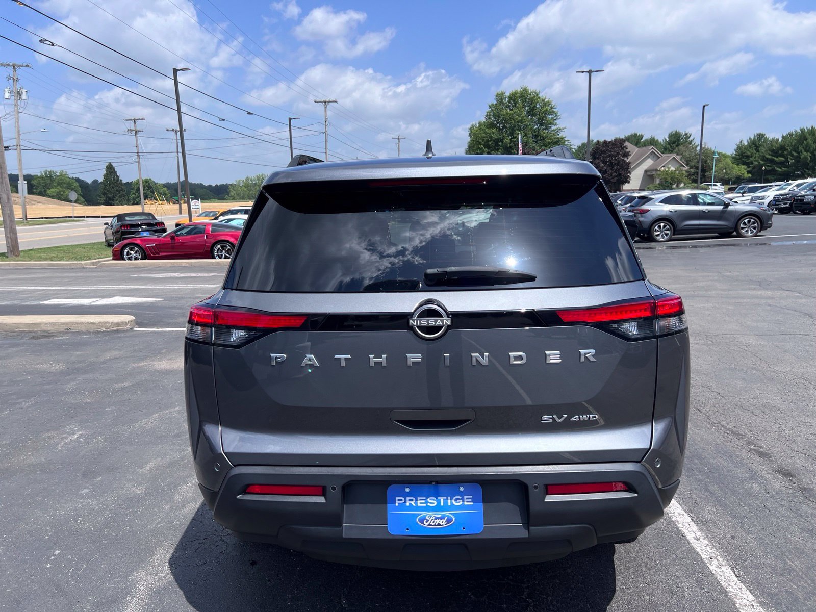 Used 2022 Nissan Pathfinder SV AWD/4WD image 7