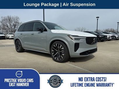 New 2026 Volvo XC90 T8 Ultra w/ Lounge Package