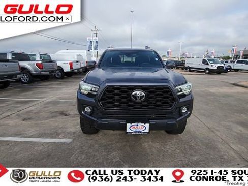 Used 2023 Toyota Tacoma TRD Off-Road image 3
