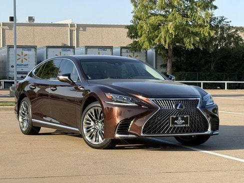 Used 2019 Lexus LS 500 w/ Interior Upgrade Package RWD image 2