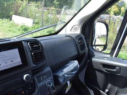 New 2026 RAM ProMaster 2500 w/ Convenience Group image 24