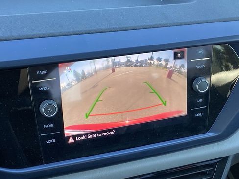 Used 2022 Volkswagen Taos SE image 8