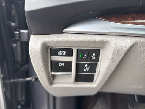 Used 2017 Acura MDX SH-AWD w/ Technology Package image 15