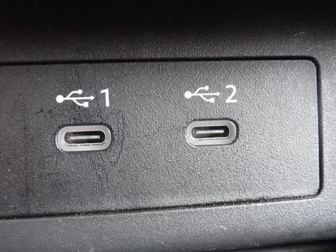 Used 2025 Nissan Rogue SV AWD/4WD image 30