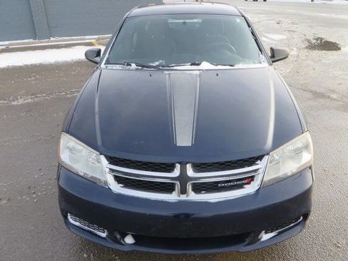 Used 2013 Dodge Avenger SE image 33