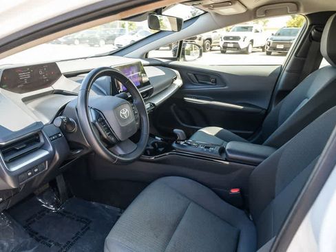 Used 2024 Toyota Prius LE FWD image 16