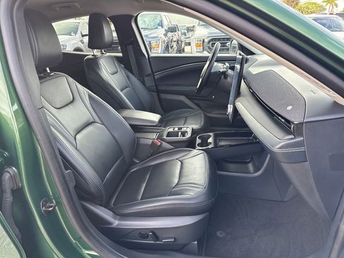 Certified 2025 Ford Mustang Mach-E Premium image 28