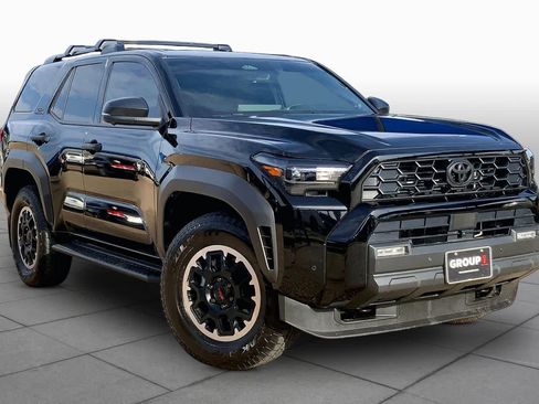 Used 2025 Toyota 4Runner TRD Off-Road Premium w/ Tow Technology Package AWD/4WD image 3