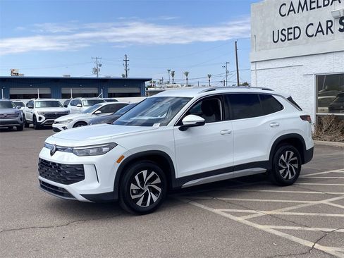 New 2025 Volkswagen Tiguan S image 3