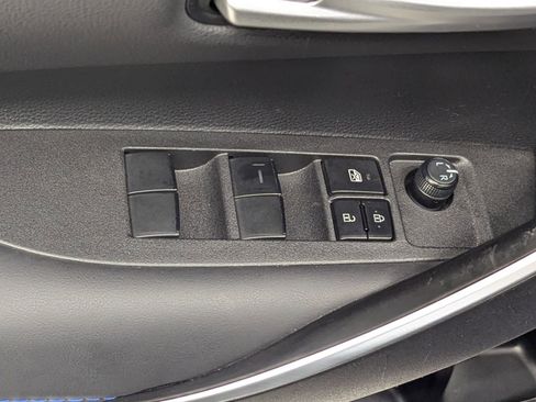 Used 2022 Toyota Corolla SE image 18