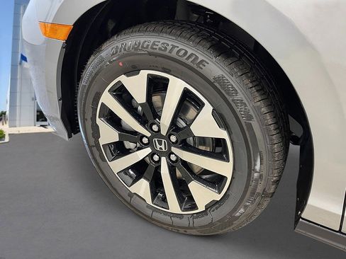 New 2026 Honda Odyssey EX-L image 11