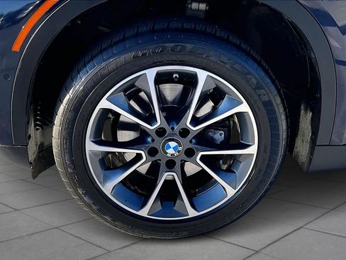 Used 2018 BMW X5 xDrive40e image 10