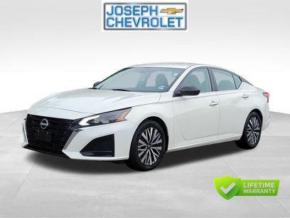 Used 2025 Nissan Altima 2.5 SV