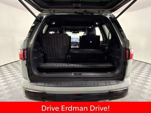 Used 2024 Toyota Sequoia Platinum AWD/4WD image 34