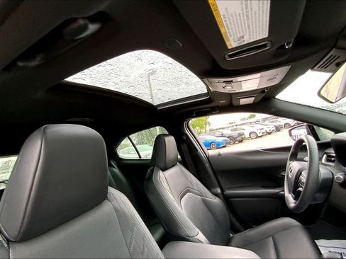 Used 2025 Lexus UX 300h FWD image 20