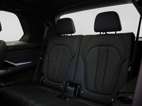 Used 2024 BMW ALPINA XB7 AWD/4WD image 16