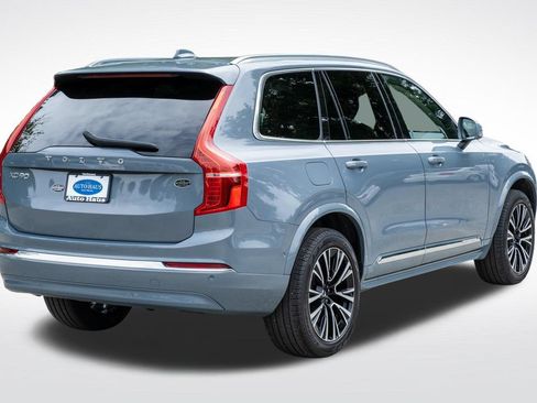 Used 2023 Volvo XC90 T8 Plus AWD/4WD image 8
