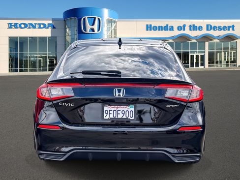 Used 2023 Honda Civic Sport image 6