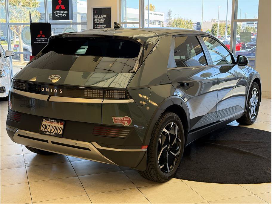 Used 2024 Hyundai Ioniq 5 SEL RWD image 5