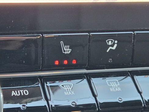 New 2026 GMC Canyon Elevation w/ Convenience Package image 26