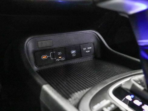 Used 2024 Hyundai Kona SEL FWD image 22