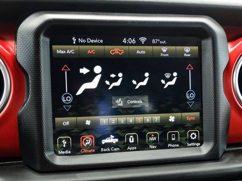 Used 2020 Jeep Gladiator Rubicon AWD/4WD image 32