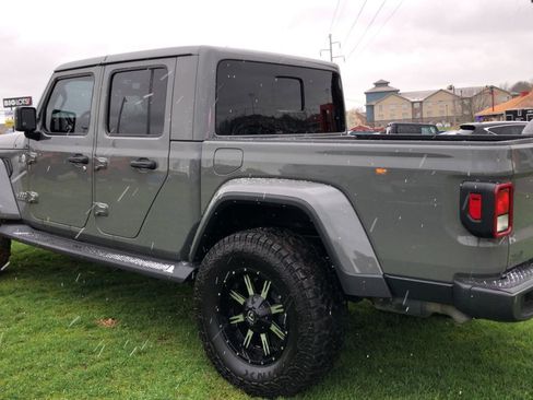 Used 2021 Jeep Gladiator Overland w/ Popular Equipment Package image 5
