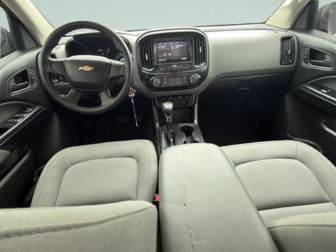 Used 2022 Chevrolet Colorado W/T AWD/4WD image 16