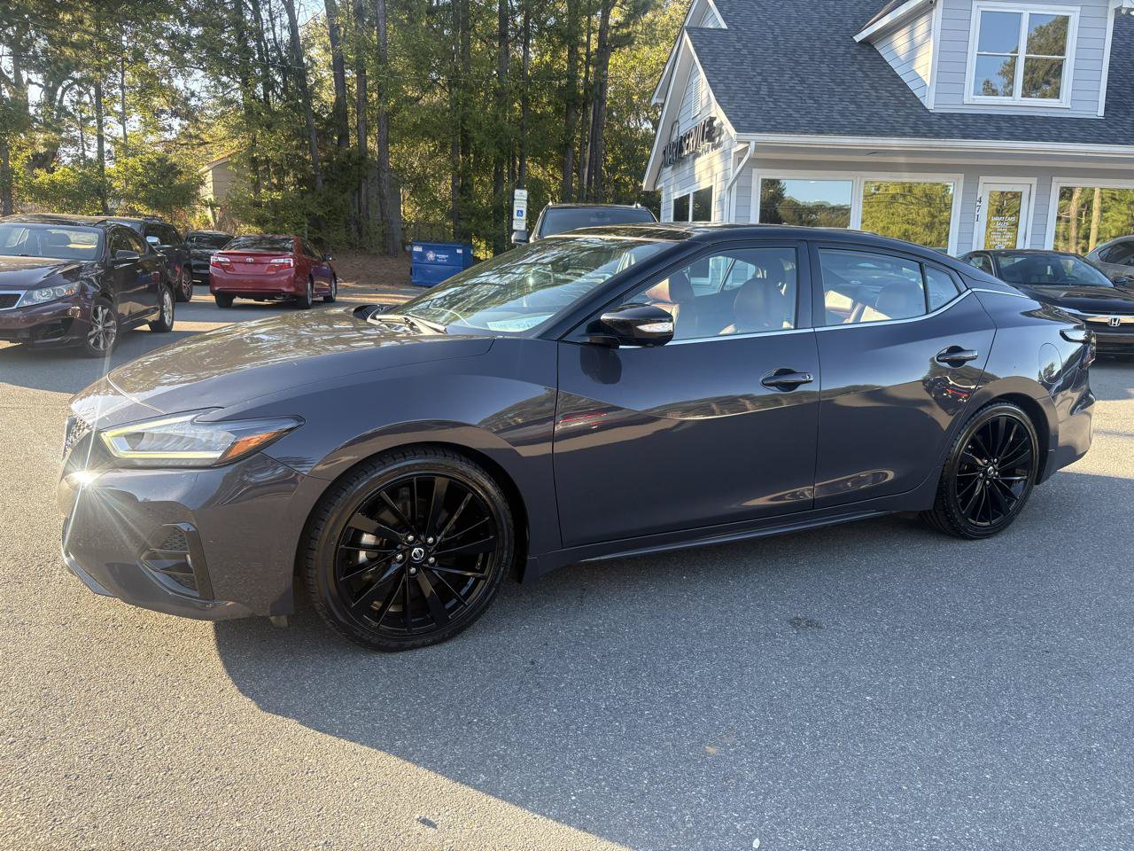 Used 2021 Nissan Maxima Platinum w/ 40th Anniversary Package FWD image 2