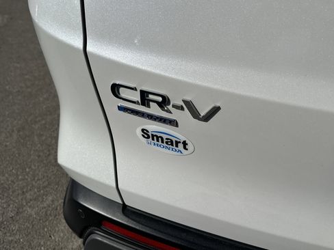 Certified 2025 Honda CR-V Sport-L image 11