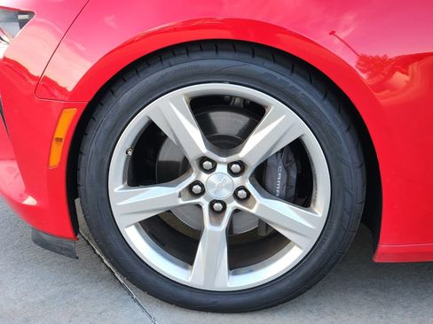 Used 2018 Chevrolet Camaro SS image 14