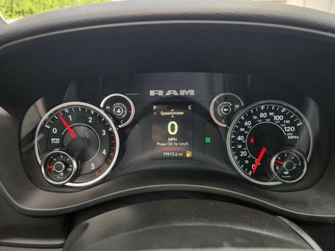 Used 2024 RAM 3500 Big Horn w/ Night Edition AWD/4WD image 14