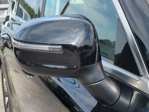 Used 2022 Kia Telluride S FWD image 14