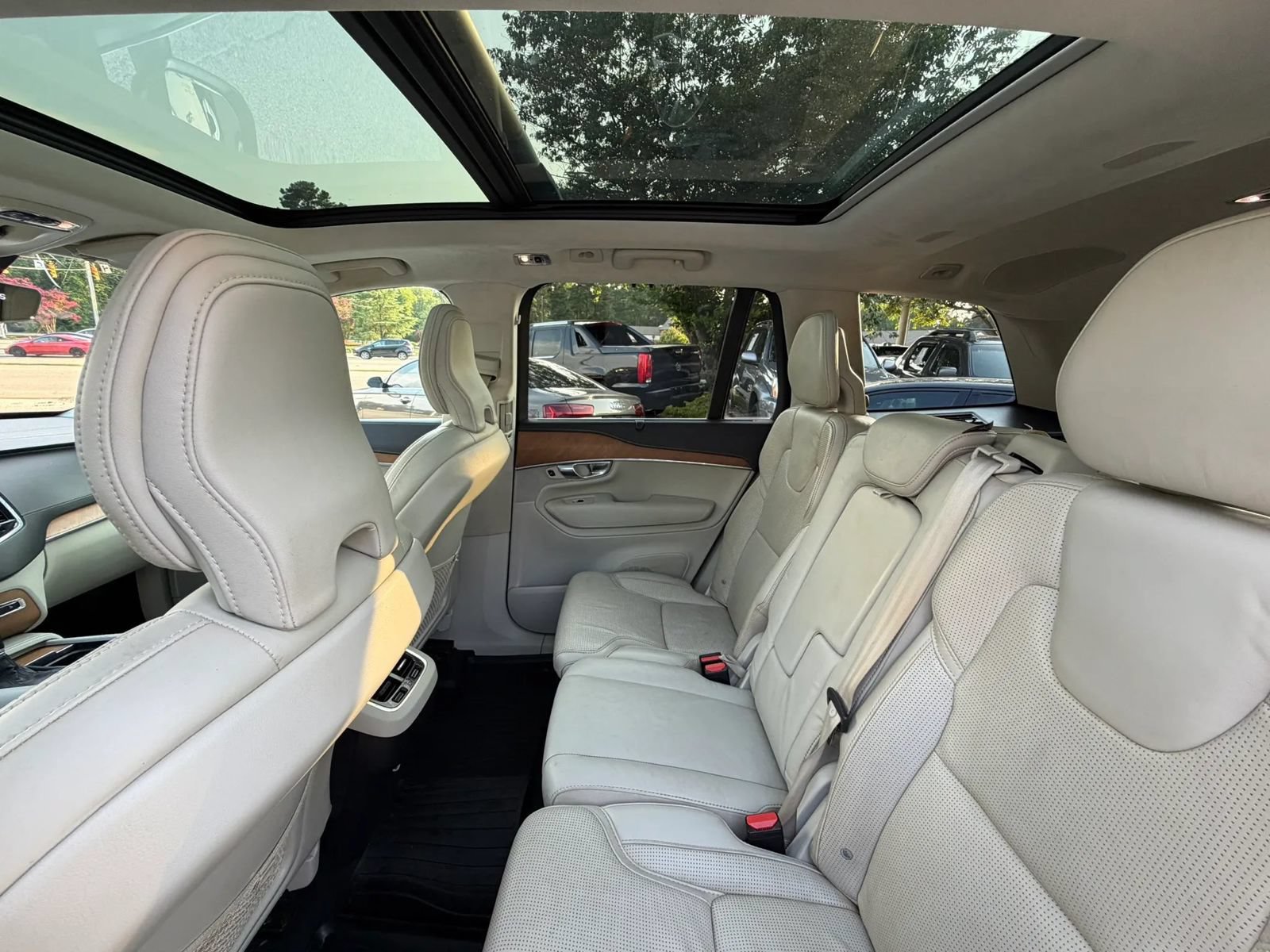 Used 2019 Volvo XC90 T6 Inscription w/ Luxury Package AWD/4WD image 24