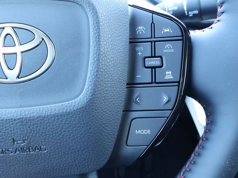 New 2025 Toyota Prius Plug-In Hybrid w/ Limited Premium Package FWD image 10