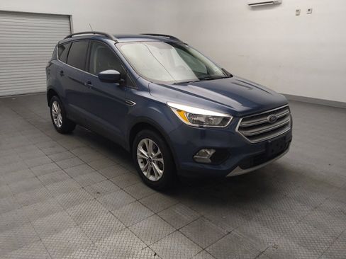 Used 2018 Ford Escape SE w/ SE Sync 3 Package AWD/4WD image 13