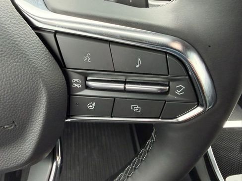 New 2026 Chevrolet Equinox LT w/ Convenience Package II image 18