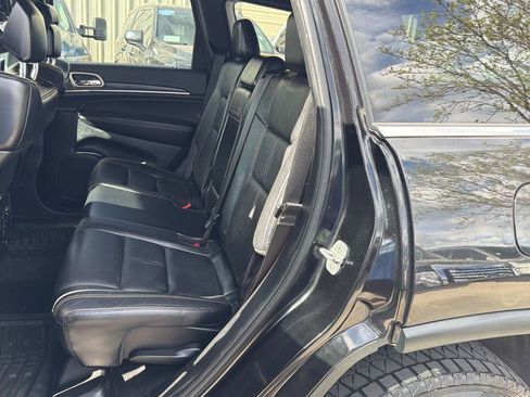 Used 2014 Jeep Grand Cherokee Limited image 10