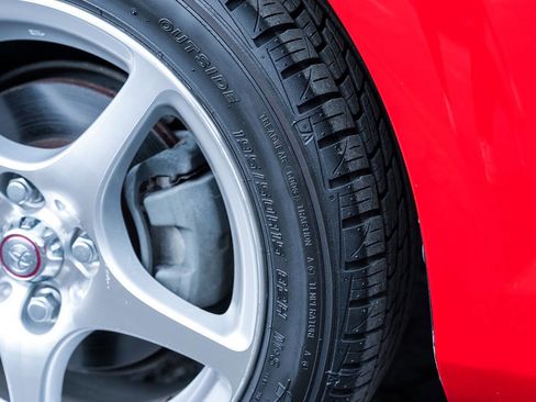 Used 2003 Toyota MR2 image 22