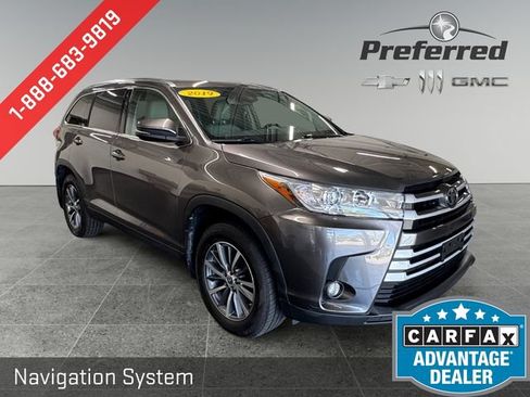 Used 2019 Toyota Highlander XLE AWD/4WD image 1