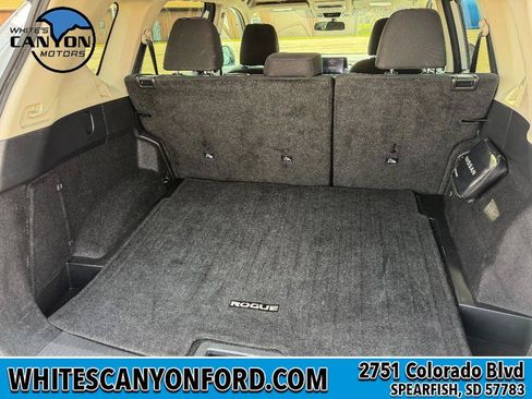 Used 2024 Nissan Rogue S AWD/4WD image 9