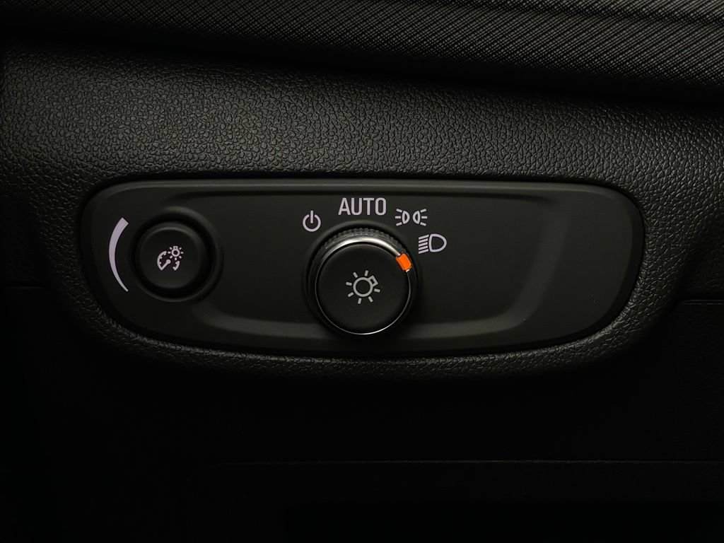 Used 2024 Chevrolet TrailBlazer LS w/ LS Convenience Package FWD image 20