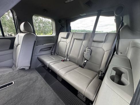 Used 2011 Honda Pilot Touring image 34