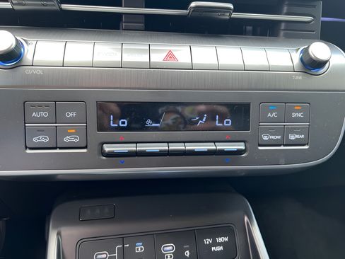 Used 2026 Hyundai Kona Limited AWD/4WD image 27