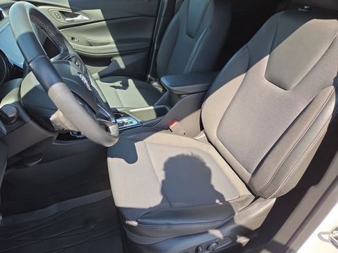 Used 2023 Buick Encore GX Select w/ Sport Touring Package image 18