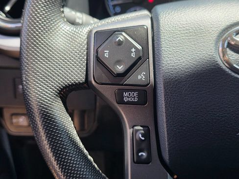 Used 2020 Toyota Tacoma TRD Off-Road w/ Technology Package RWD image 32