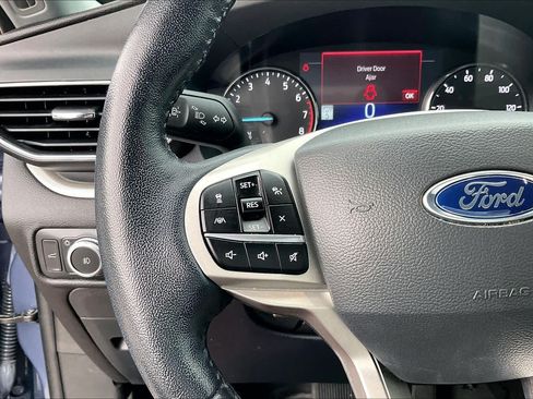 Used 2021 Ford Explorer XLT w/ Equipment Group 202A RWD image 21