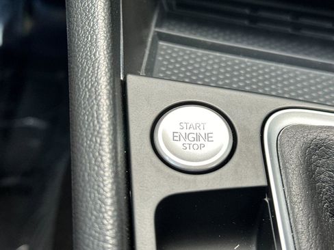 New 2026 Volkswagen Jetta SE FWD image 20