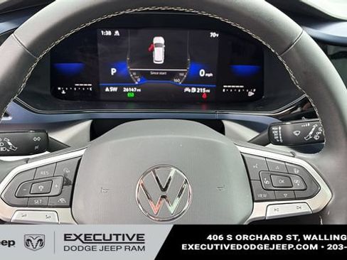Used 2023 Volkswagen Taos SE AWD/4WD image 12