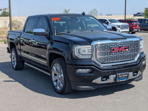 Used 2017 GMC Sierra 1500 Denali w/ Denali Ultimate Package AWD/4WD image 7